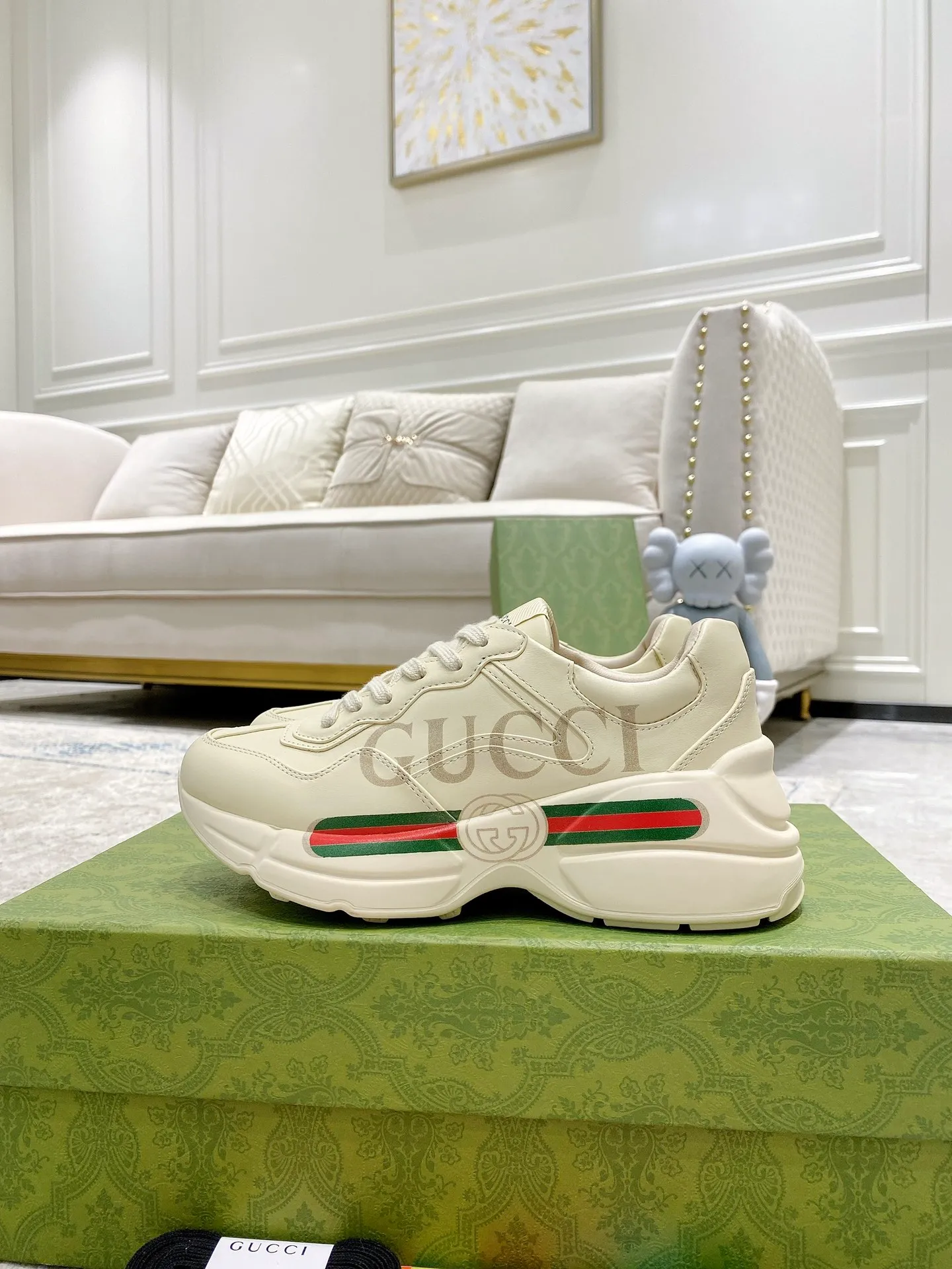 👟👟Ex-factory price 480🌈🌈 Women's shoes, women's clothing 🔘GUCCI Gucci dad shoes 🇮🇹Top version🇮🇹🔜Purchasing level The original disassembly took more than 3 months to develop 1:1, the version has been upgraded again, chips, packaging, using imported cowhide, all made with computerized cars. Couple style 👫 🔜Versatile for all seasons🔜 Fashion🔜 Personality 🔜Distinctive 🔵More than 20 layouts in the whole series, welcome to inquire for pictures Outsole: The latest original development T👟👟Ex-factory price U vacuum Upper: Imported cowhide🐮 Lining: Original A-grade mixed sheepskin🐏 Foot: Original A-grade mixed sheepskin 💯Full set of packaging Medium and low belt LOGO Size: Women’s size 35-40, Men’s size 38-45 (38 45 customized